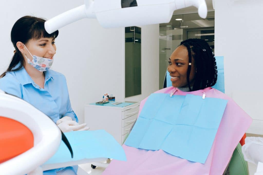 black-girl-at-the-dentist